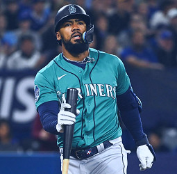 Mariners Extra: Five lingering questions as M's approach critical stretch |  The Seattle Times